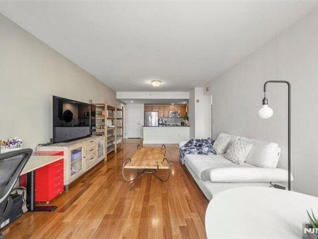 Condo for sale in Hudson, New Jersey