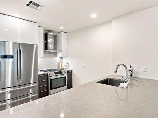Condo for sale in Communipaw, Jersey City