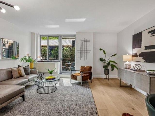 Condo for sale in Colgate Center, Jersey City