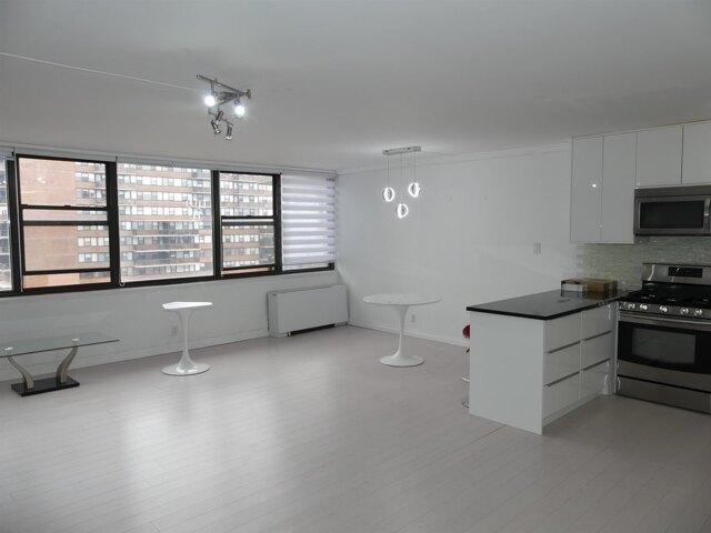 Condo for sale in Jersey City, Hudson County
