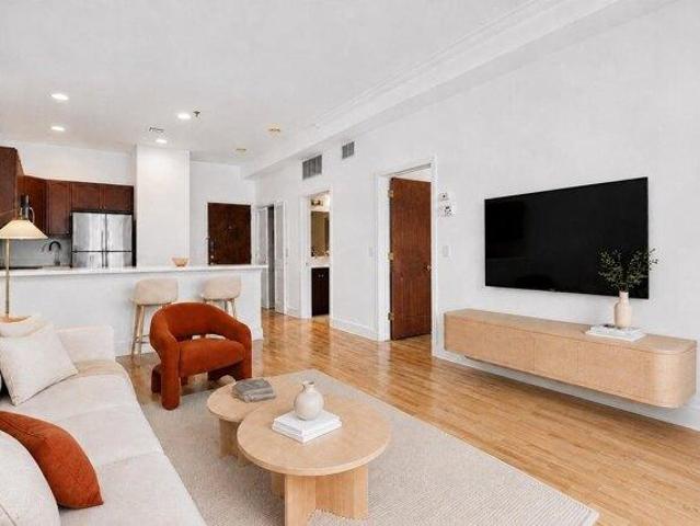 Condo for sale in Hudson, New Jersey
