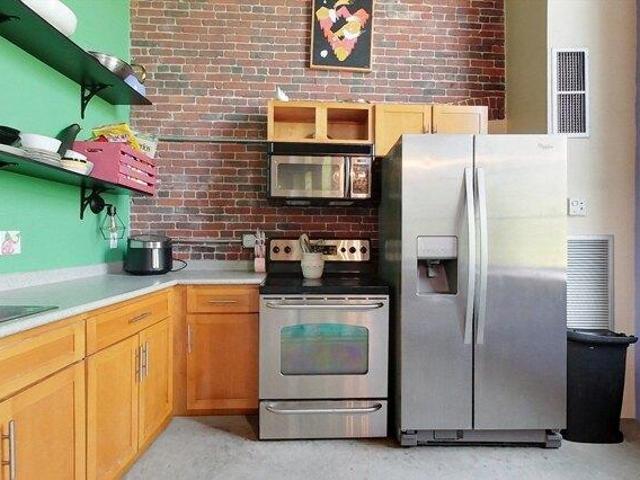 Condo for sale in Lowell, Massachusetts
