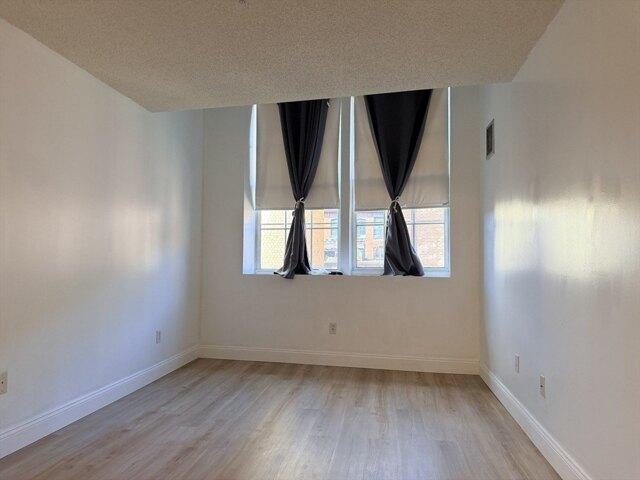 Condo for sale in Lowell, Massachusetts
