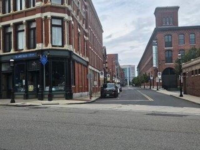 Condo for sale in Lowell, Massachusetts