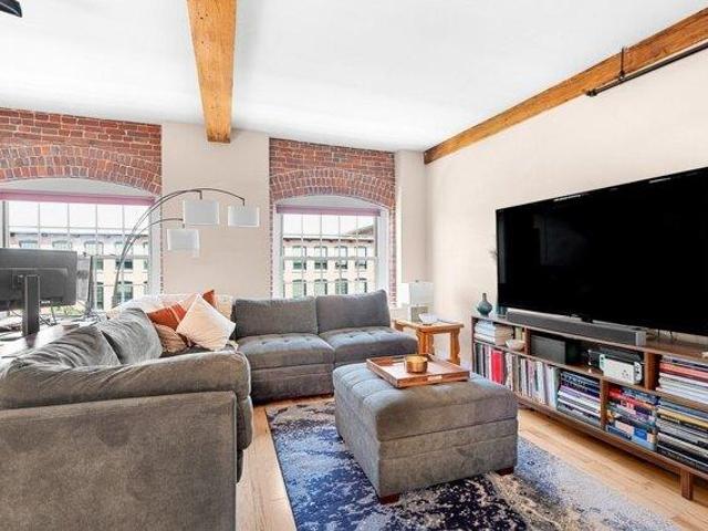 Condo for sale in Lowell, Massachusetts