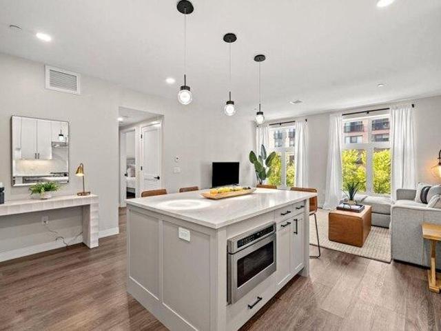 Condo for sale in Salem, Rockingham County