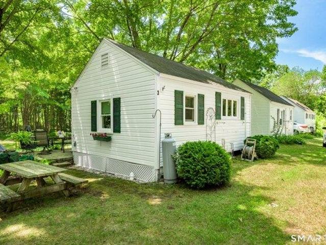 Condo for sale in Madison, Connecticut