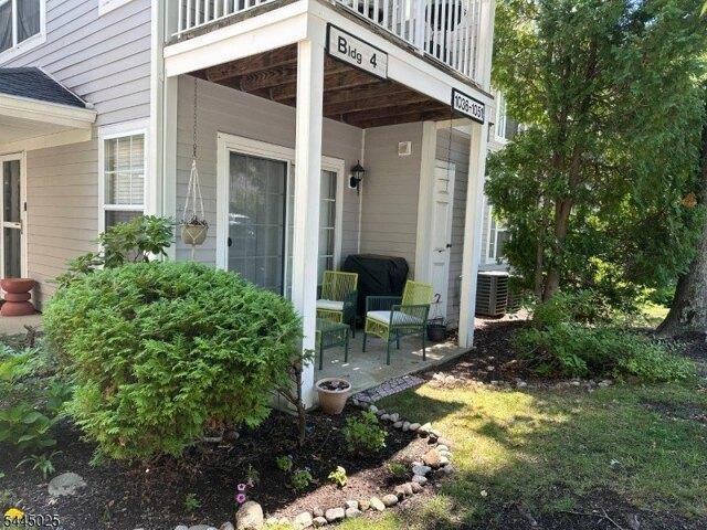 Condo for sale in Paddington Square, Mahwah