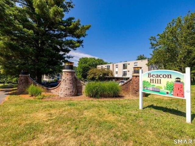 Condo for sale in Manchester, Connecticut