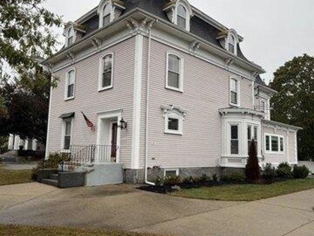 Condo for sale in Medway, Norfolk County