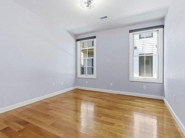 Condo for sale in Melrose, Massachusetts