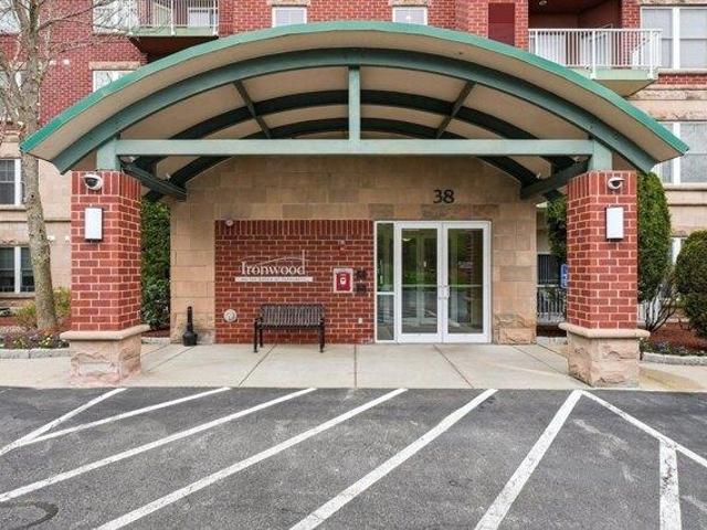 Condo for sale in Middleton, Massachusetts
