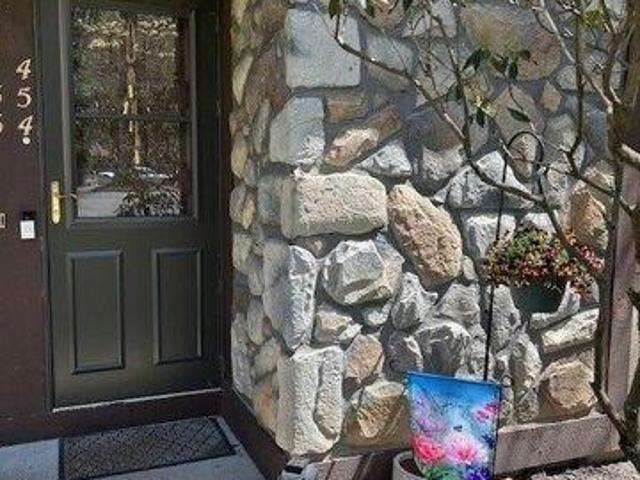 Condo for sale in Milford, Connecticut