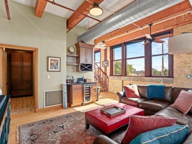 Condo for sale in Milwaukee, Wisconsin