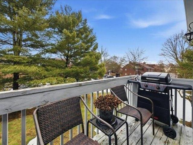 Condo for sale in Cortlandt Manor, New York