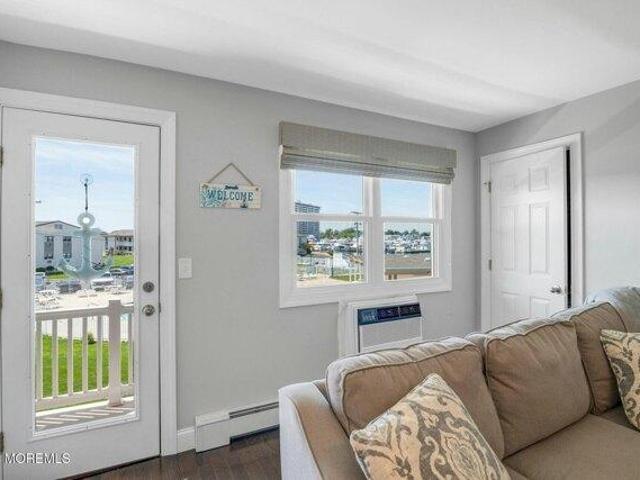 Condo for sale in Monmouth, New Jersey