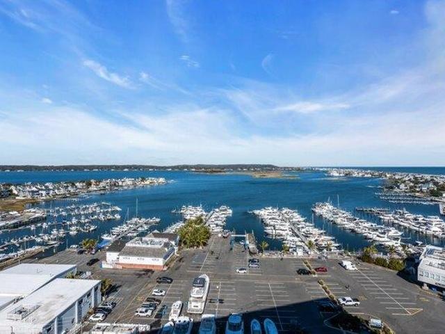 Condo for sale in Monmouth, New Jersey
