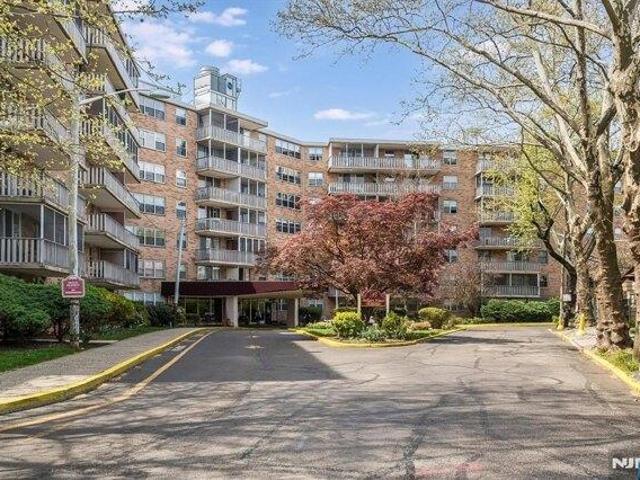 Condo for sale in Montclair, New Jersey