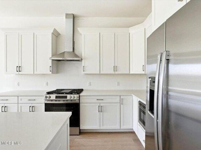 Condo for sale in Monmouth, New Jersey