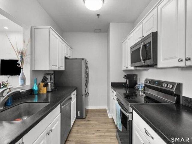 Condo for sale in Chapel Street Historic District, New Haven
