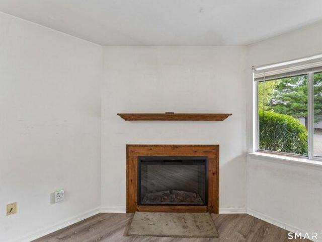 Condo for sale in Willow Springs, New Milford