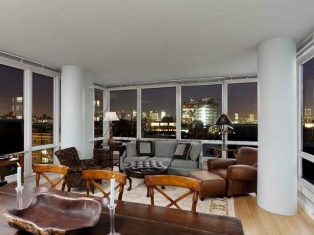 Condo for sale in Arverne, New York