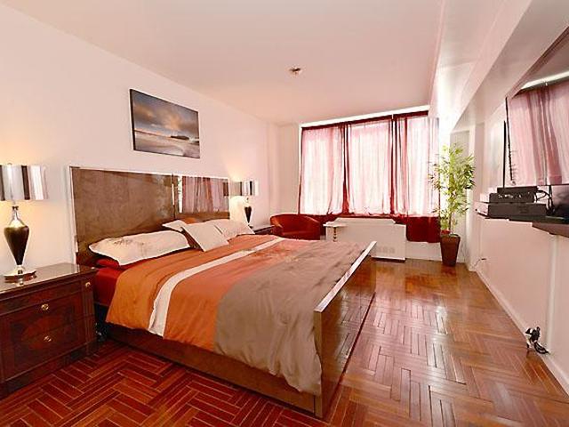 Condo for sale in Arverne, New York