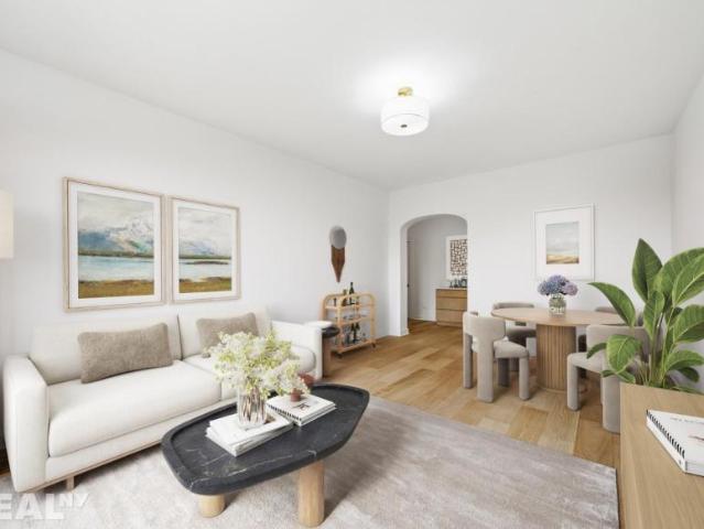 Condo for sale in Arverne, New York