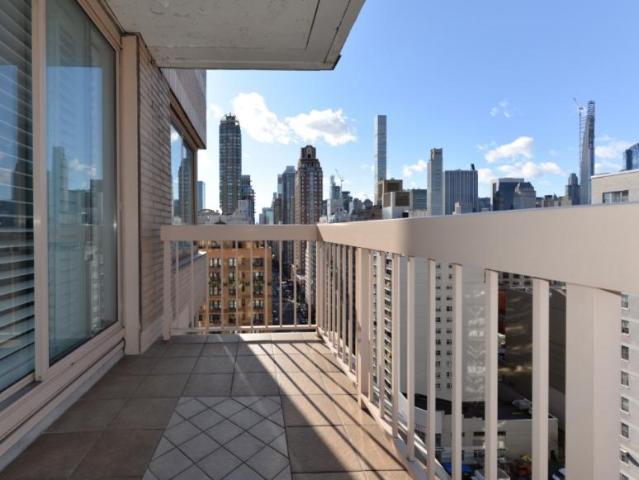 Condo for sale in Arverne, New York