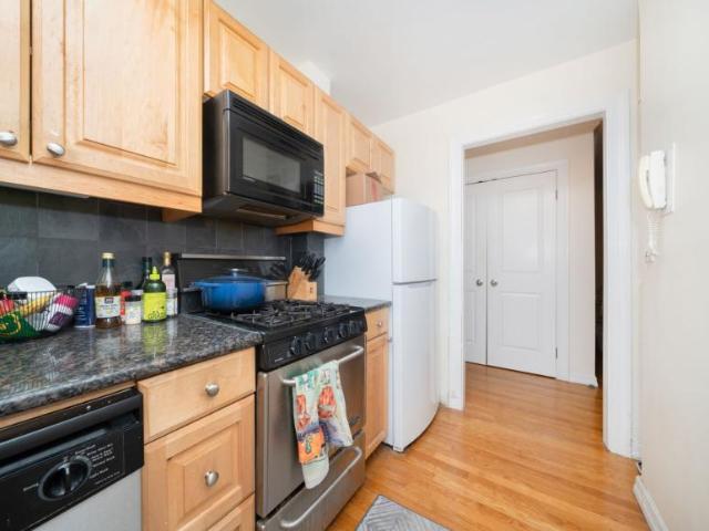 Condo for sale in Arverne, New York