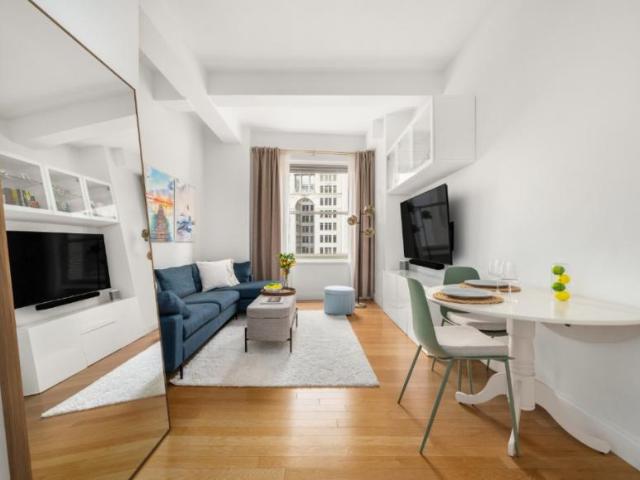 Condo for sale in Lower Manhattan, New York