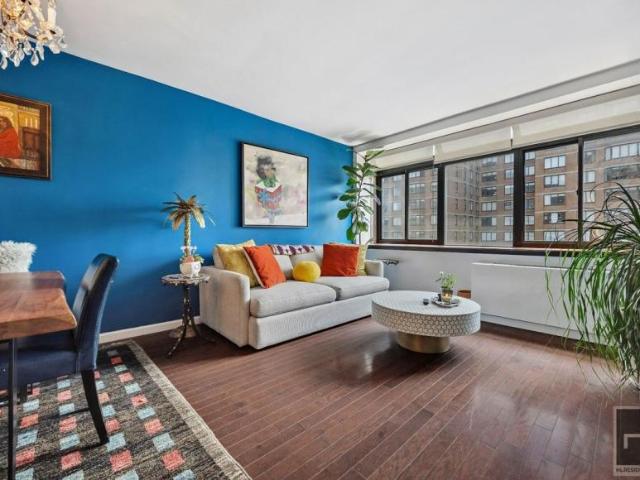 Condo for sale in Arverne, New York