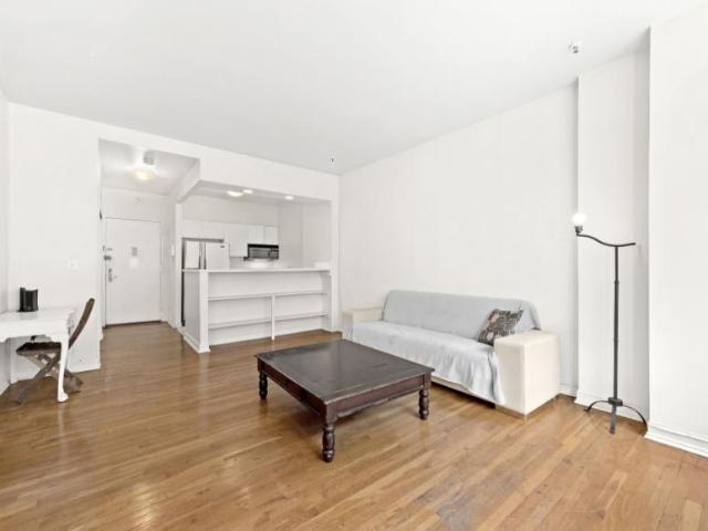 Condo for sale in Arverne, New York