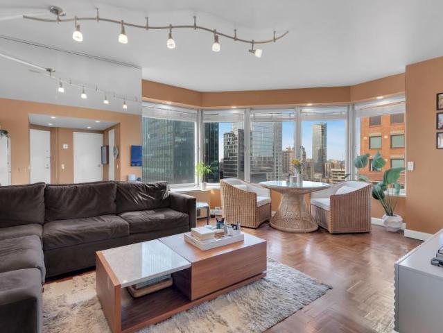 Condo for sale in Arverne, New York