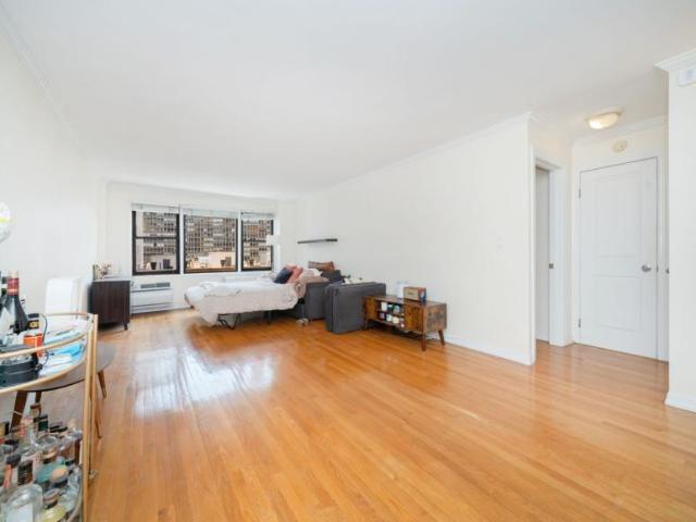 Condo for sale in Arverne, New York