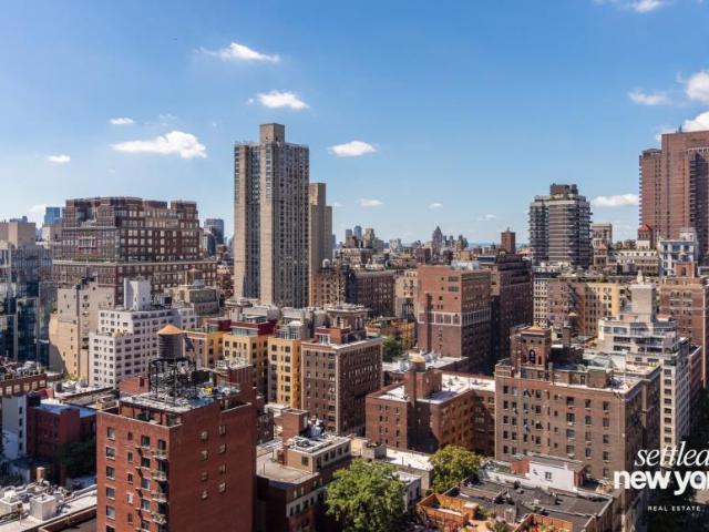 Condo for sale in Arverne, New York