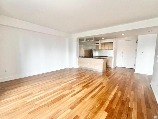 Condo for sale in Arverne, New York