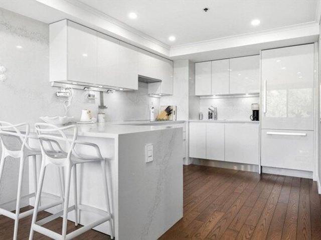 Condo for sale in Auburndale, Massachusetts