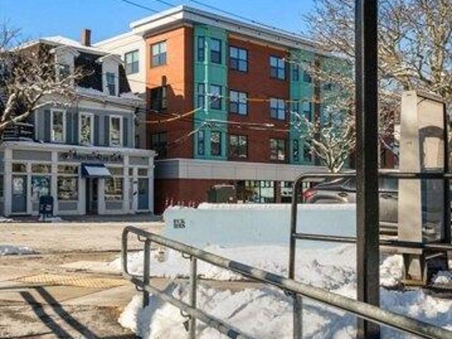 Condo for sale in Auburndale, Massachusetts