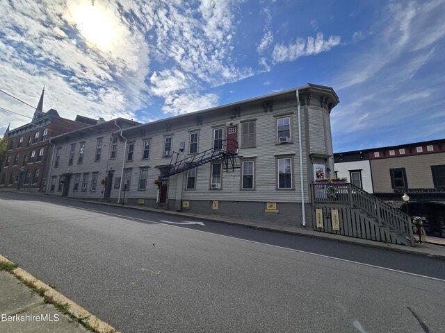 Condo for sale in Berkshire, Massachusetts