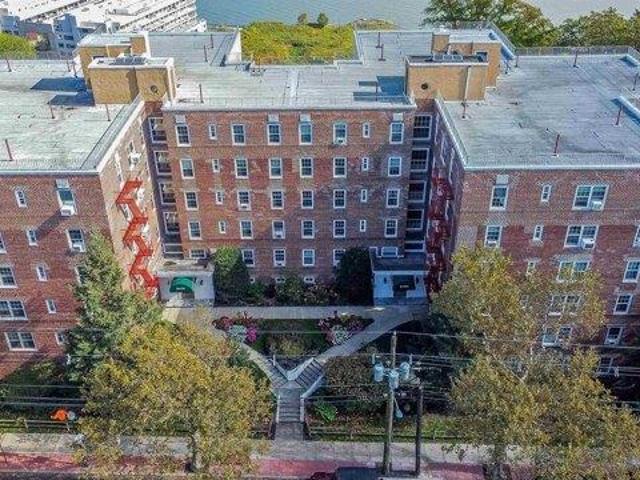 Condo for sale in Hudson, New Jersey