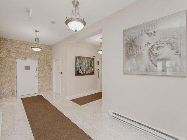 Condo for sale in Hudson, New Jersey