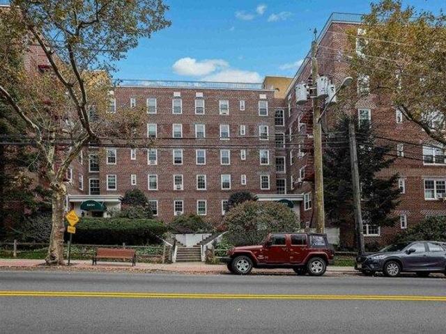 Condo for sale in Hudson, New Jersey