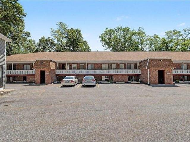 Condo for sale in North Providence, Rhode Island