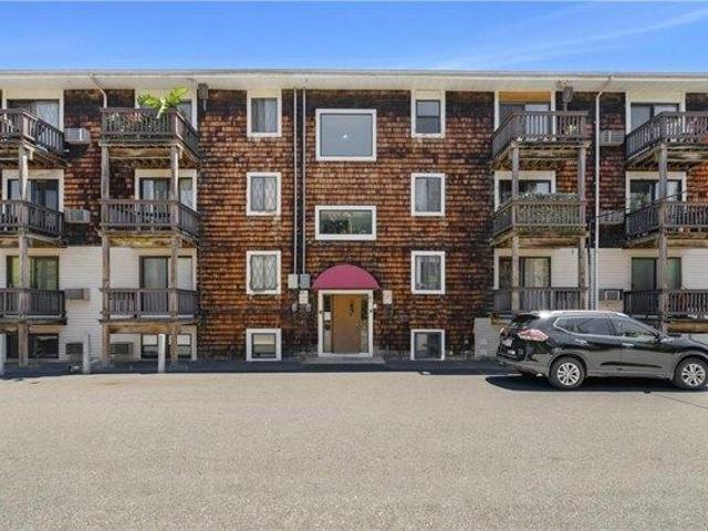 Condo for sale in North Providence, Rhode Island