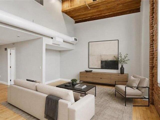 Condo for sale in North Providence, Rhode Island