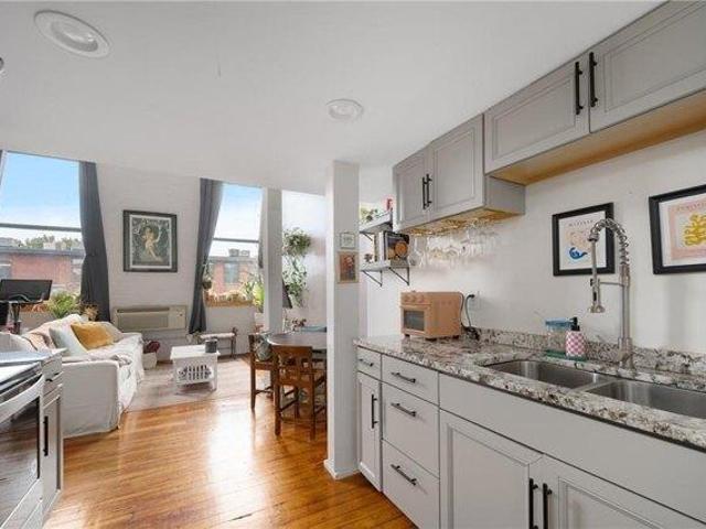 Condo for sale in North Providence, Rhode Island