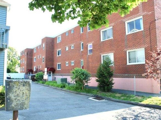 Condo for sale in Norwalk, Connecticut