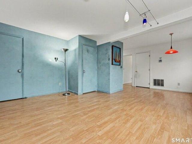 Condo for sale in Norwalk, Connecticut