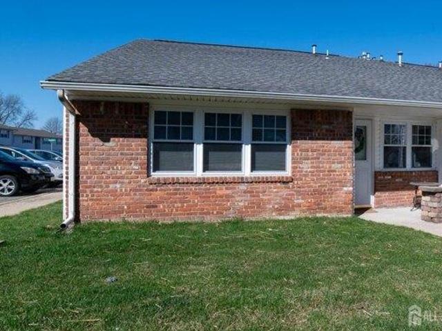 Condo for sale in Cliffwood, New Jersey